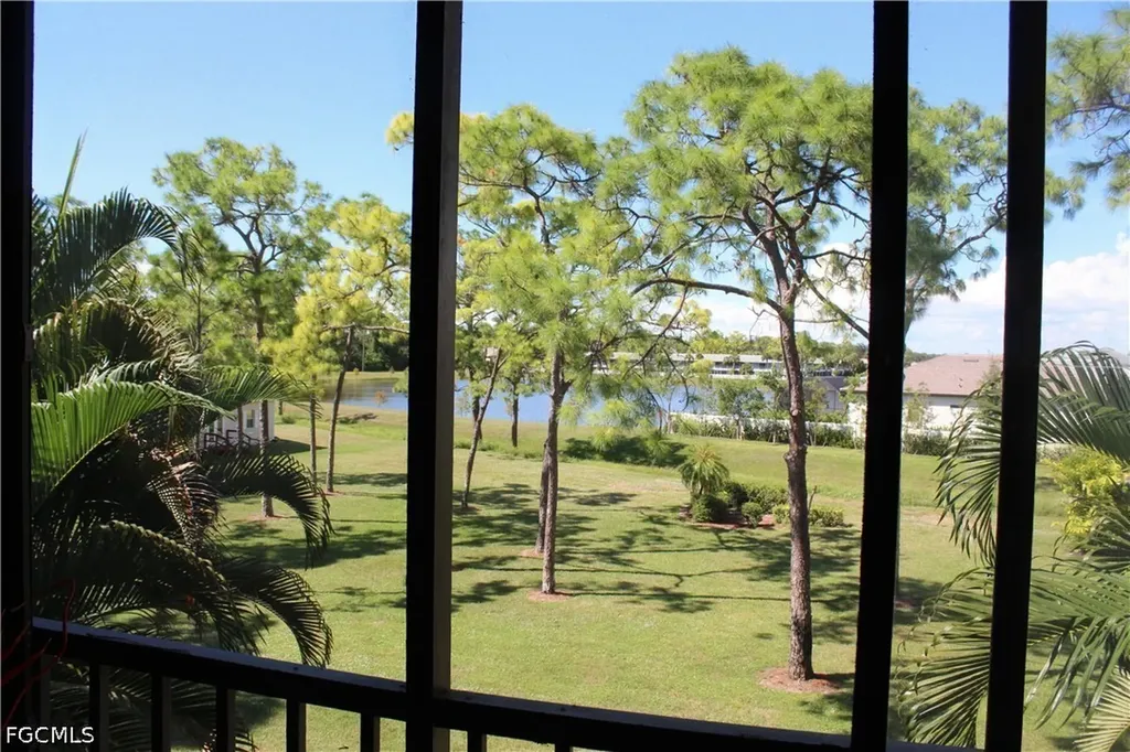 25806 Cockleshell Drive Bonita Springs FL 34135
