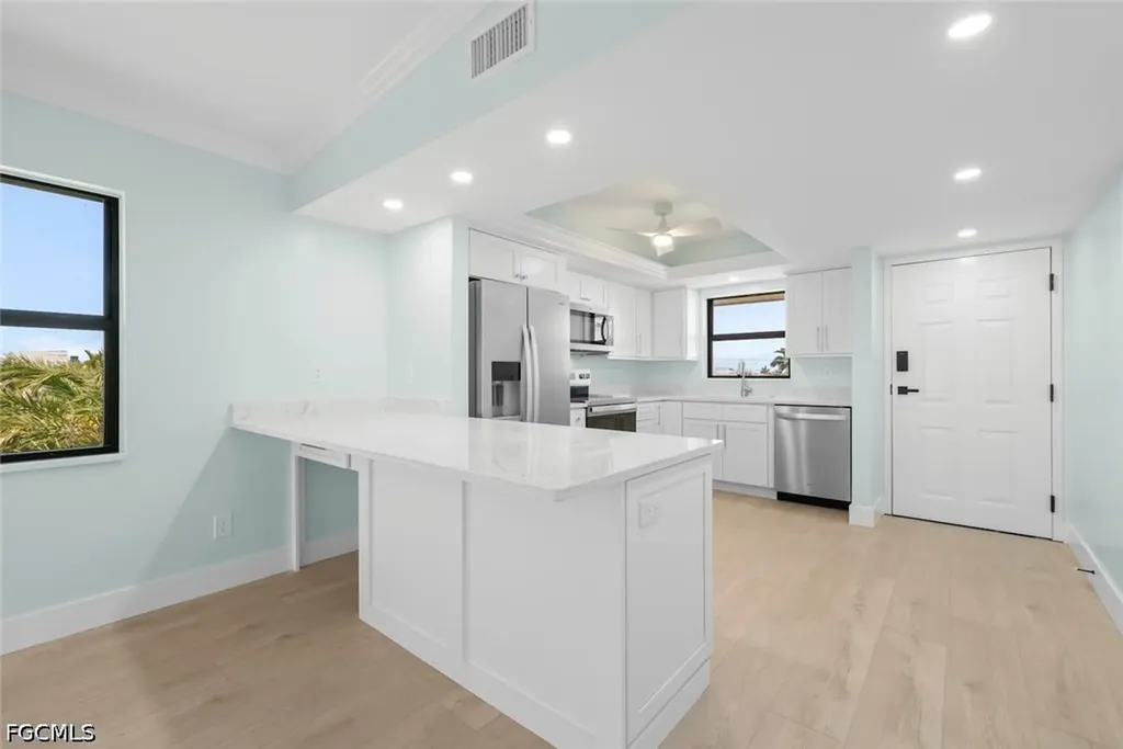 2737 W Gulf Drive Sanibel FL 33957
