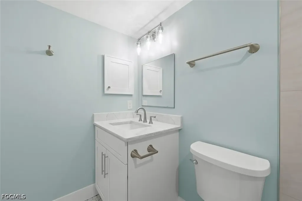 2737 W Gulf Drive Sanibel FL 33957