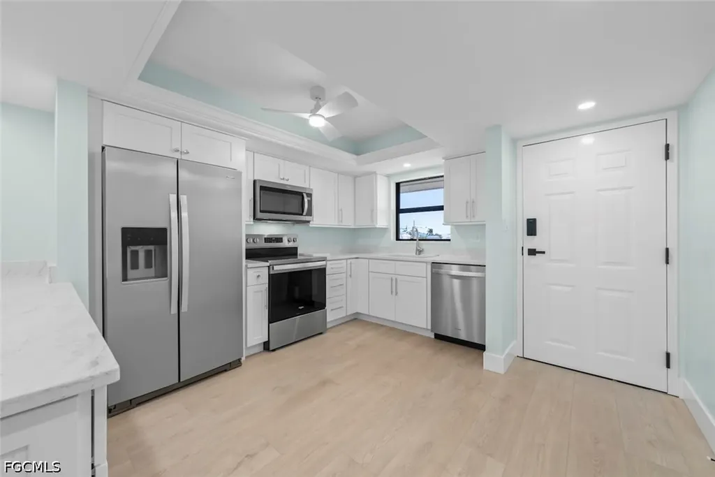 2737 W Gulf Drive Sanibel FL 33957
