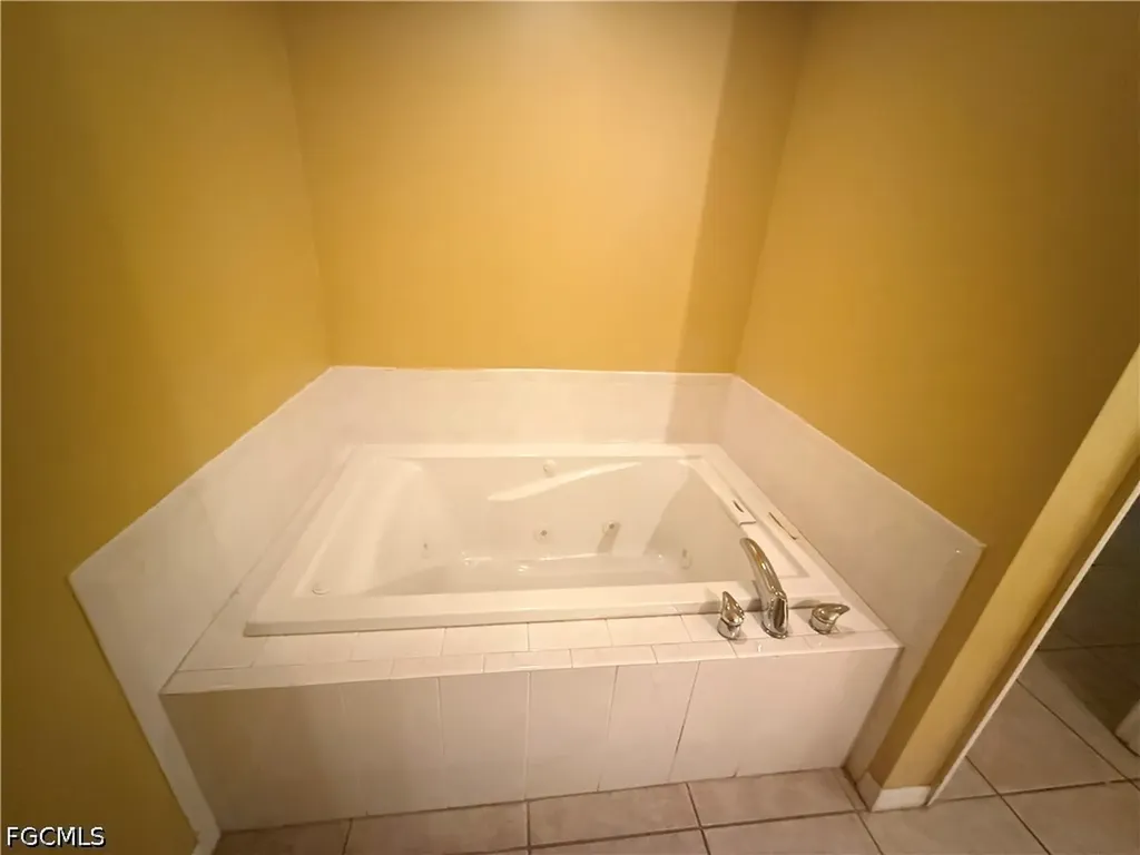 1601 W 10th Street Lehigh Acres FL 33972