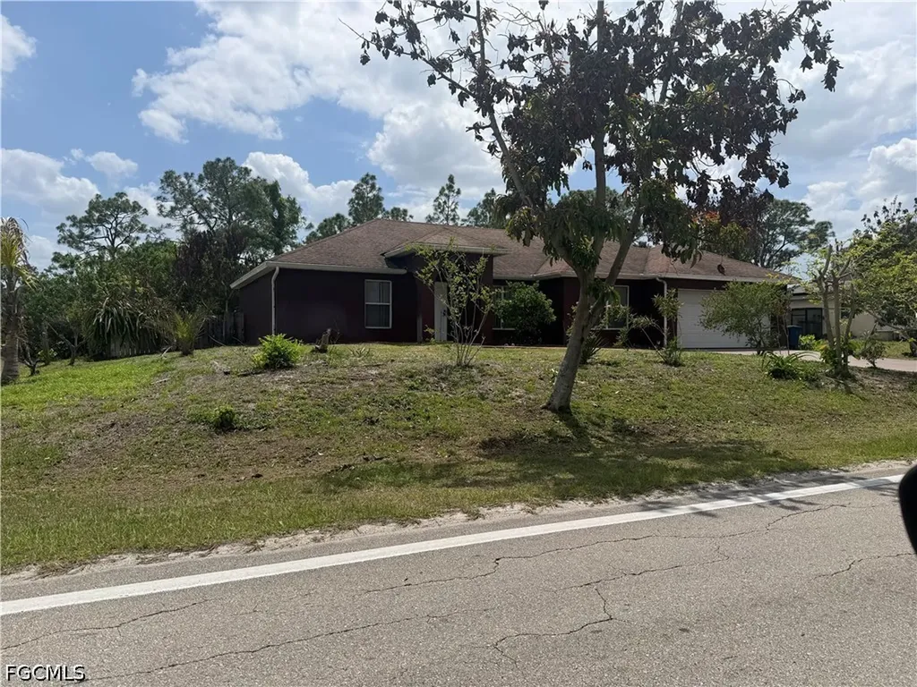 1601 W 10th Street Lehigh Acres FL 33972