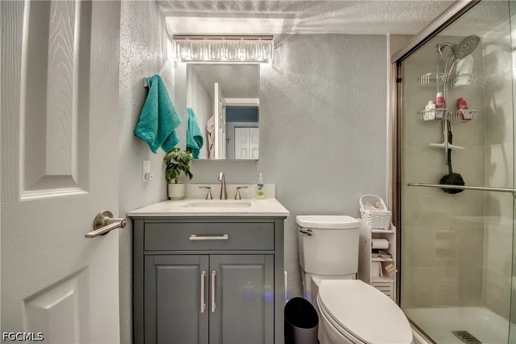 7050 Nantucket Circle North Fort Myers FL 33917