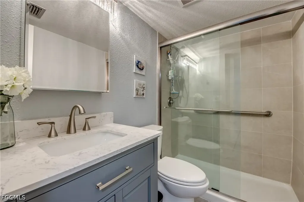 7050 Nantucket Circle North Fort Myers FL 33917