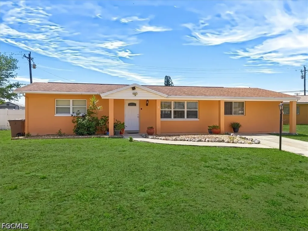 1524 Markdale Street E Lehigh Acres FL 33936