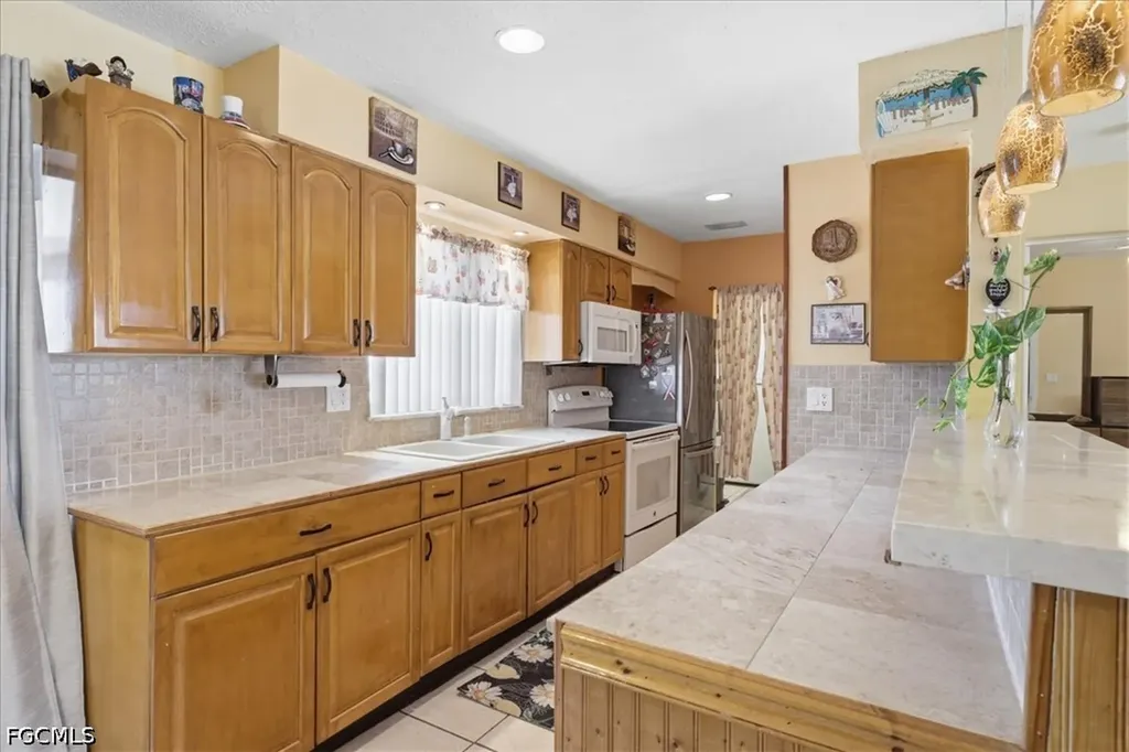 1524 Markdale Street E Lehigh Acres FL 33936