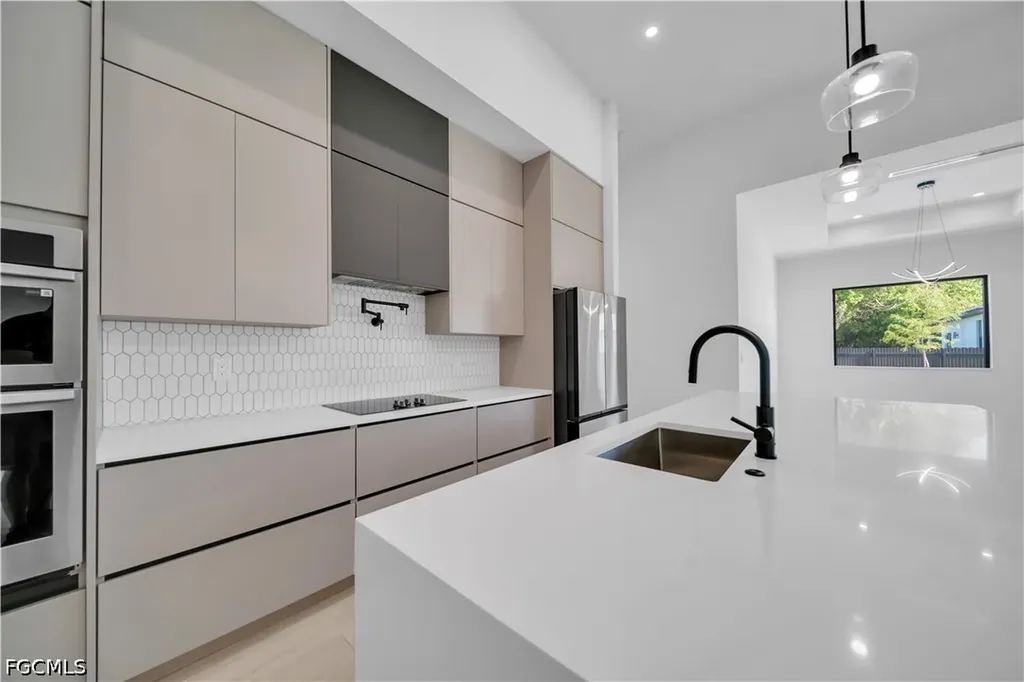 1003 Embers Parkway W Cape Coral FL 33993