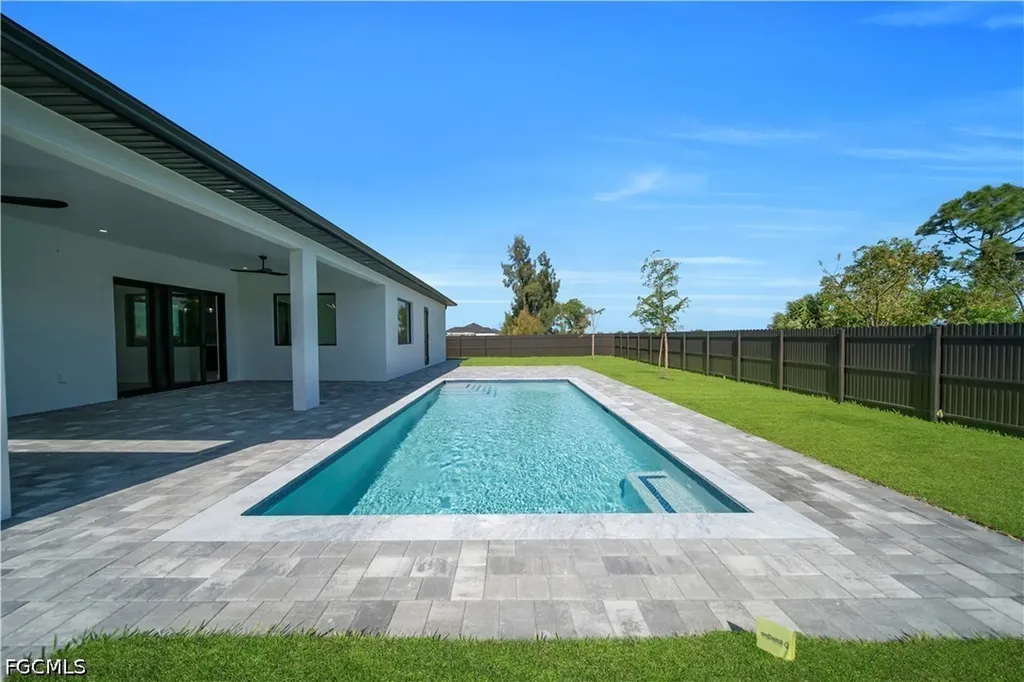 1003 Embers Parkway W Cape Coral FL 33993