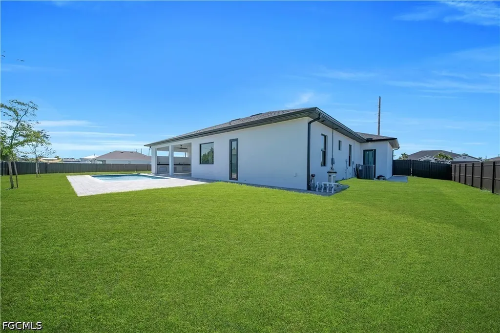 1003 Embers Parkway W Cape Coral FL 33993