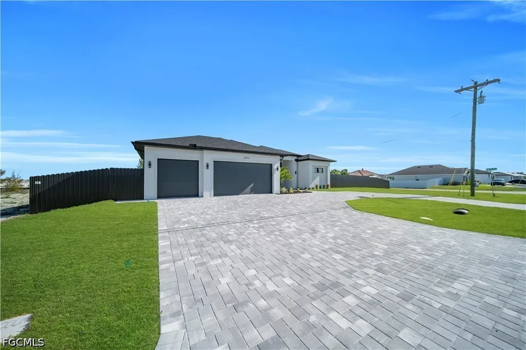 1003 Embers Parkway W Cape Coral FL 33993