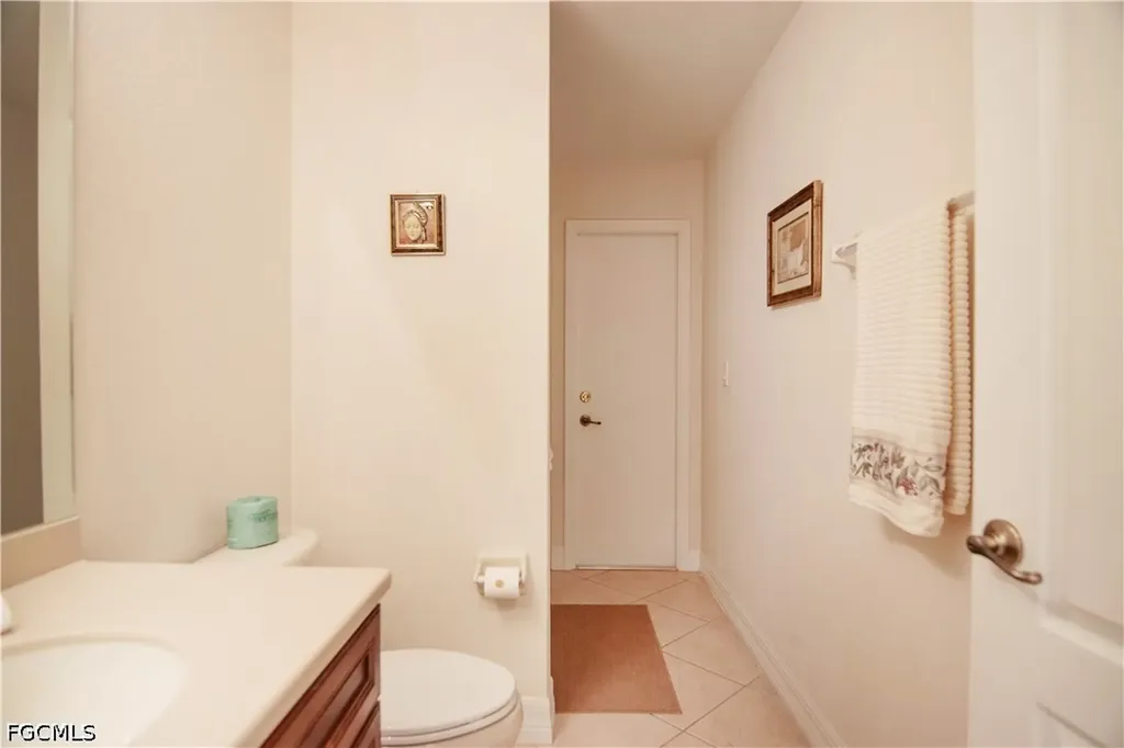 5023 Agualinda Boulevard Cape Coral FL 33914