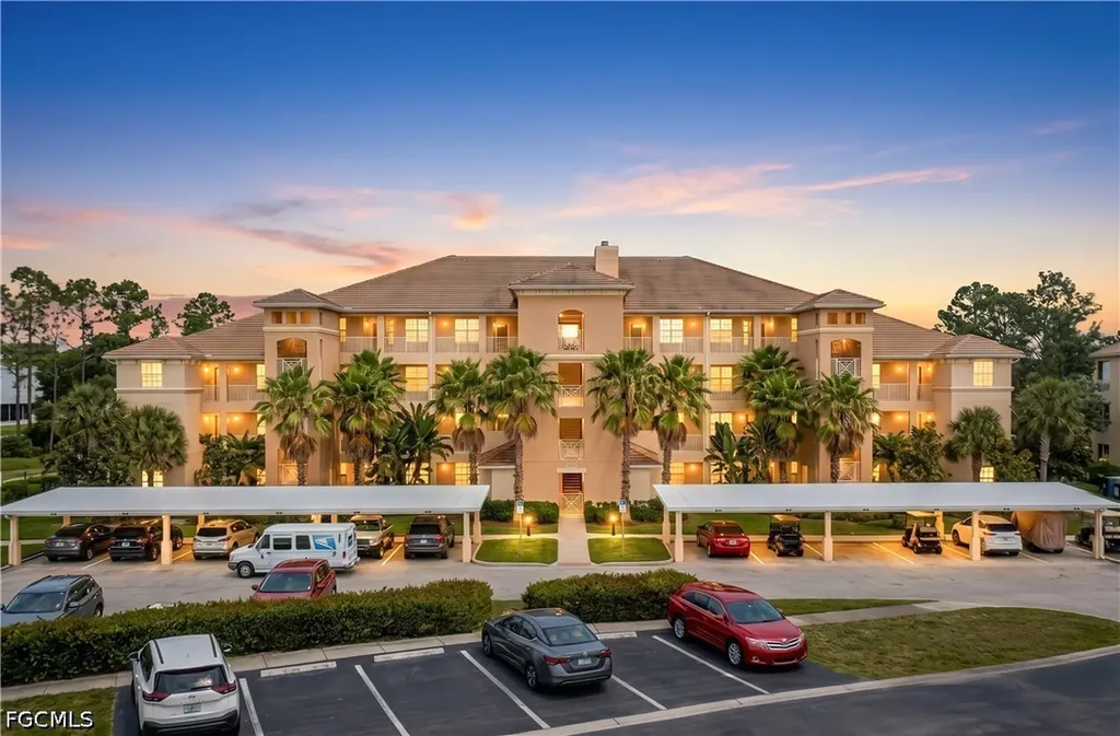 Fort Myers FL, 10720 Palazzo Way, Unit 402