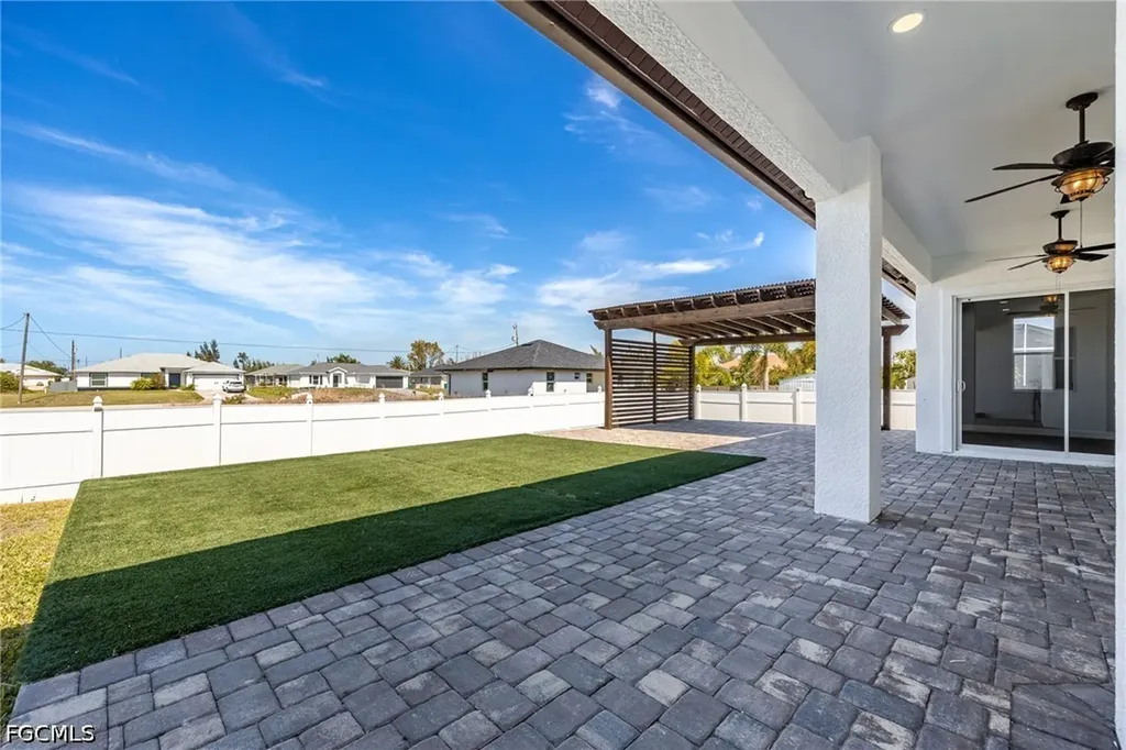 1910 NW 21st Place Cape Coral FL 33993