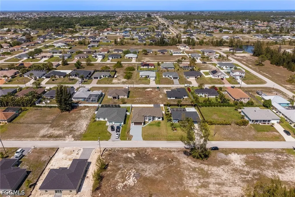 1910 NW 21st Place Cape Coral FL 33993