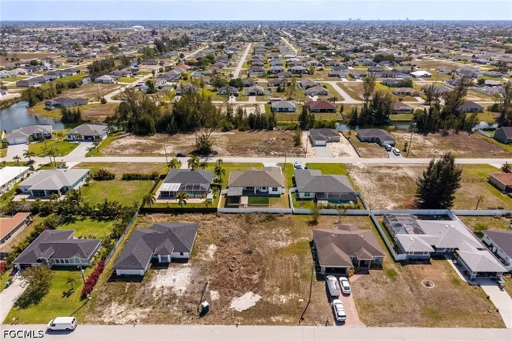 1910 NW 21st Place Cape Coral FL 33993