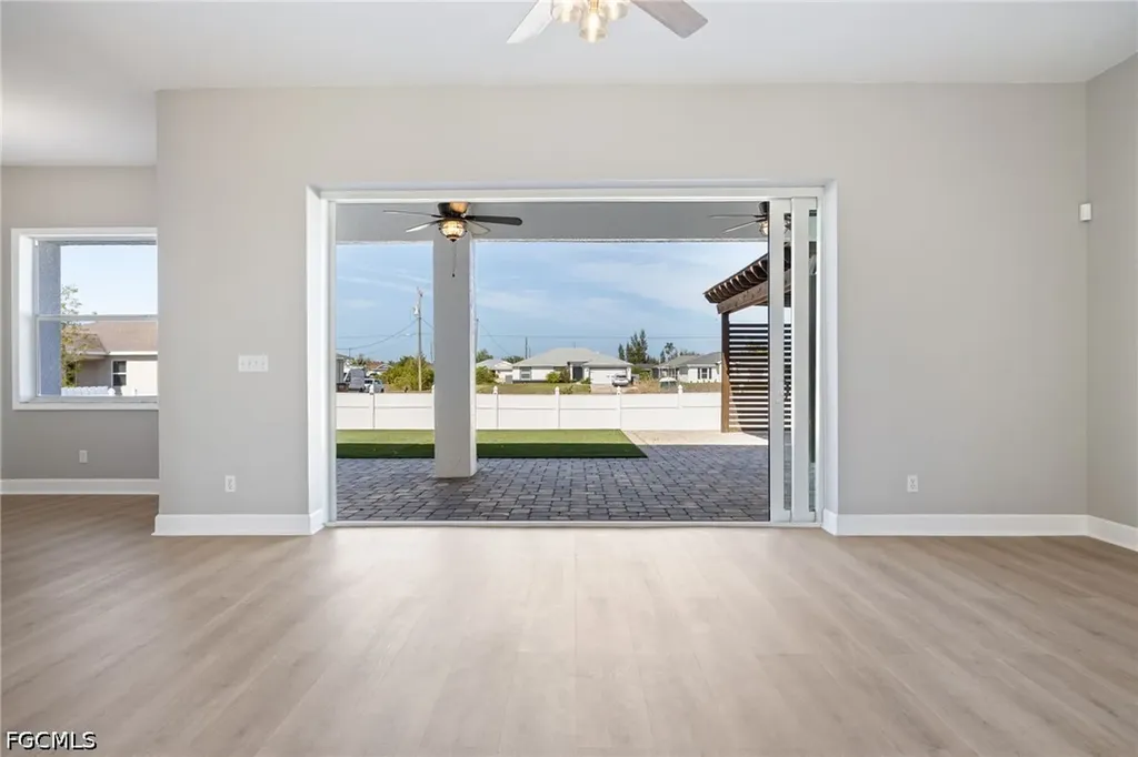 1910 NW 21st Place Cape Coral FL 33993