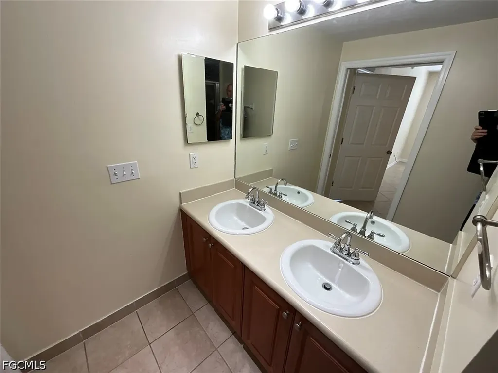 8342 Bernwood Cove Loop Fort Myers FL 33966