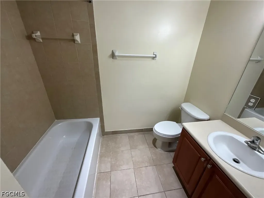8342 Bernwood Cove Loop Fort Myers FL 33966