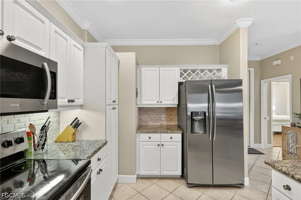 9121 Southmont Cove Fort Myers FL 33908