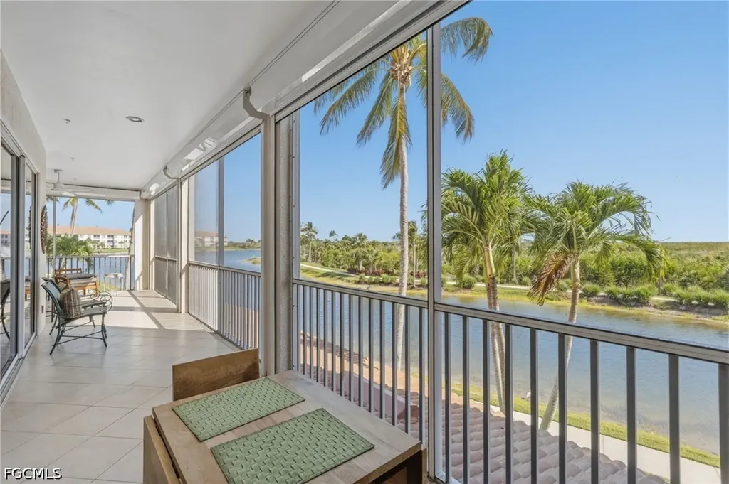 9121 Southmont Cove Fort Myers FL 33908