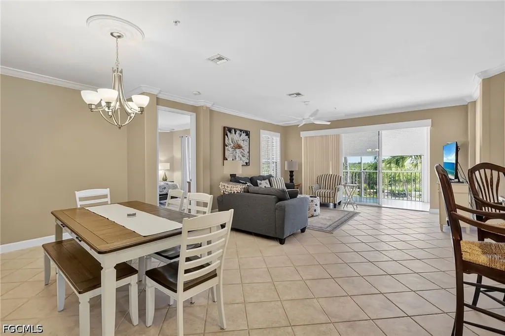 9121 Southmont Cove Fort Myers FL 33908