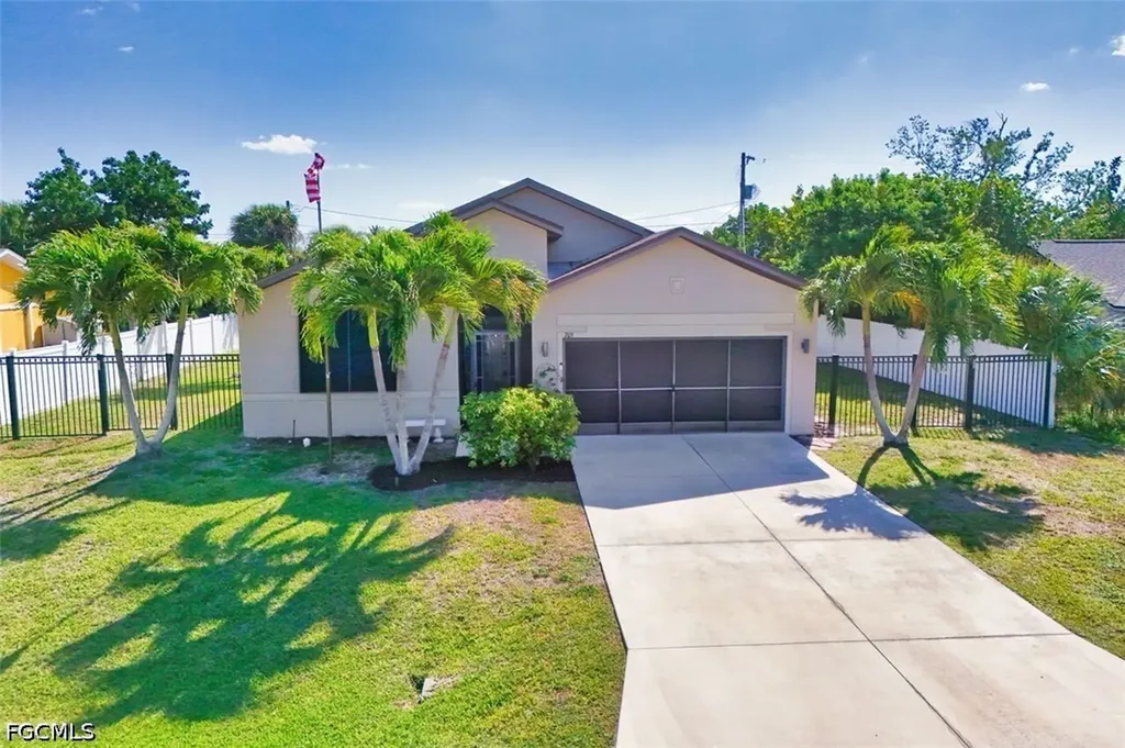 705 SW 10th Place Cape Coral FL 33991