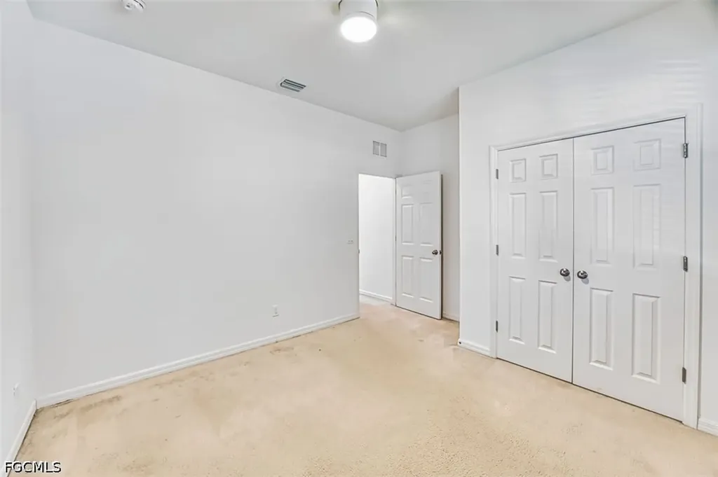 705 SW 10th Place Cape Coral FL 33991