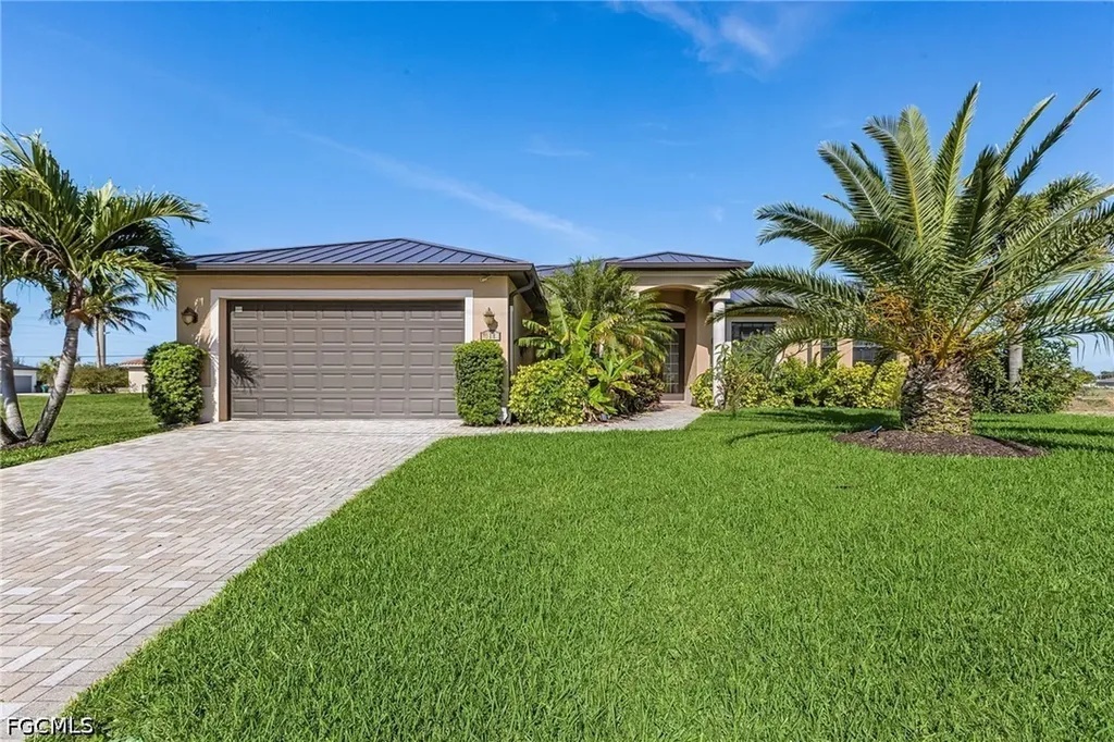 Cape Coral FL, 318 SW 21st Avenue