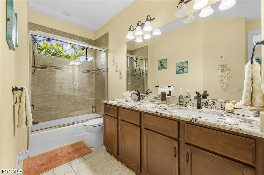 318 SW 21st Avenue Cape Coral FL 33991