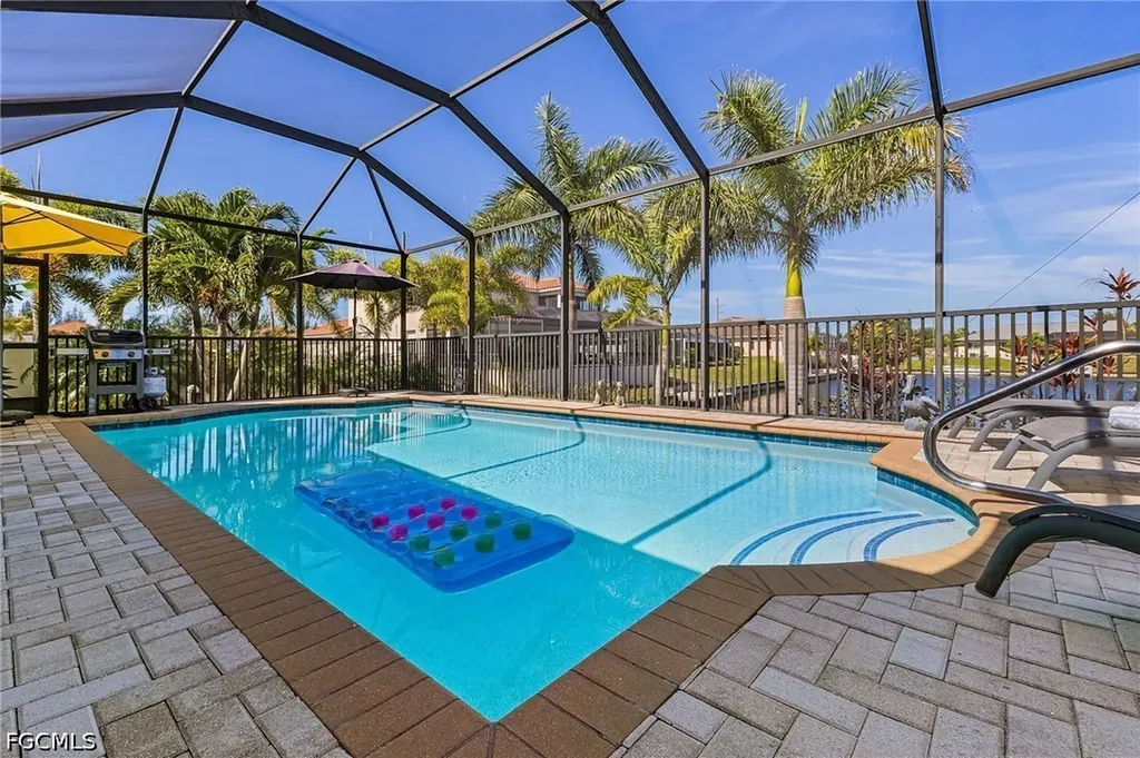 318 SW 21st Avenue Cape Coral FL 33991