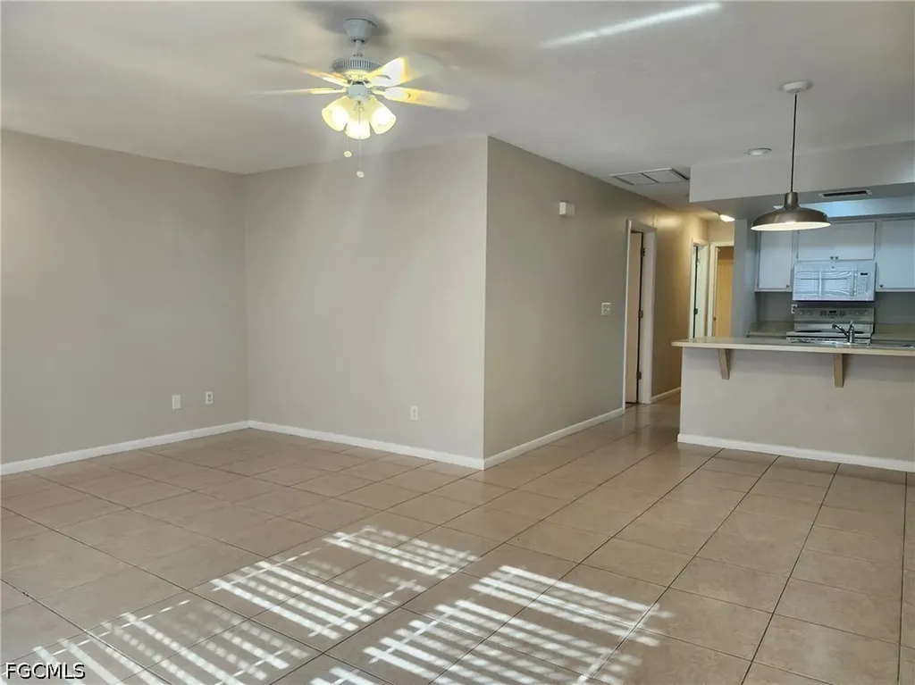 1312 SE 2nd Place Cape Coral FL 33990