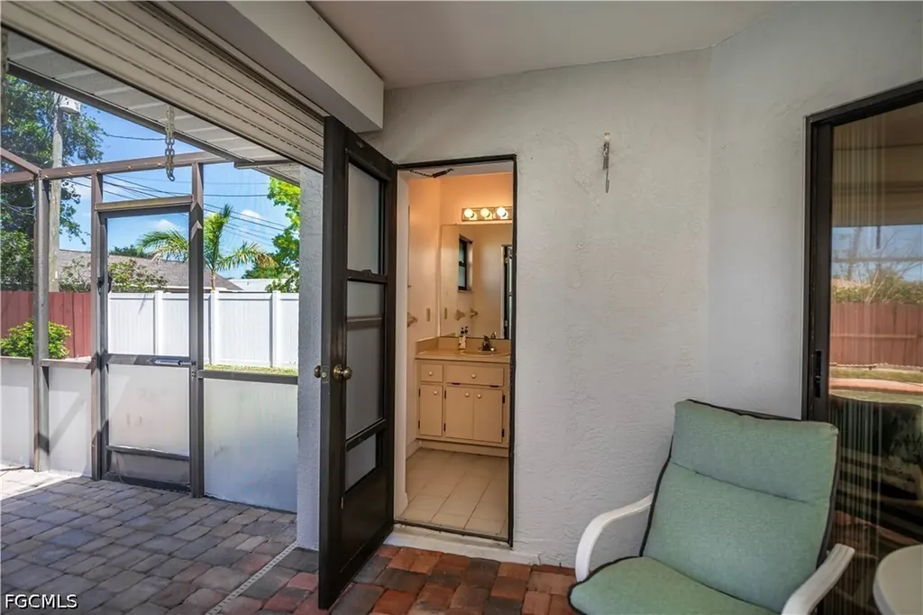 3712 SW 6th Avenue Cape Coral FL 33914