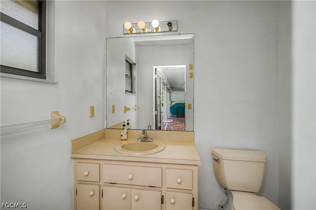 3712 SW 6th Avenue Cape Coral FL 33914