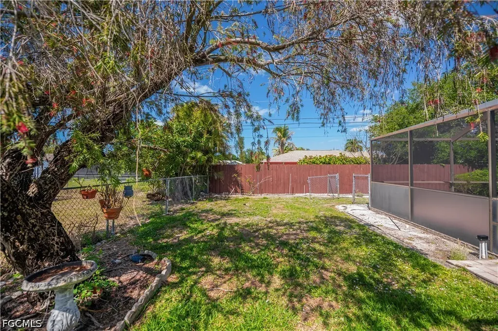 3712 SW 6th Avenue Cape Coral FL 33914