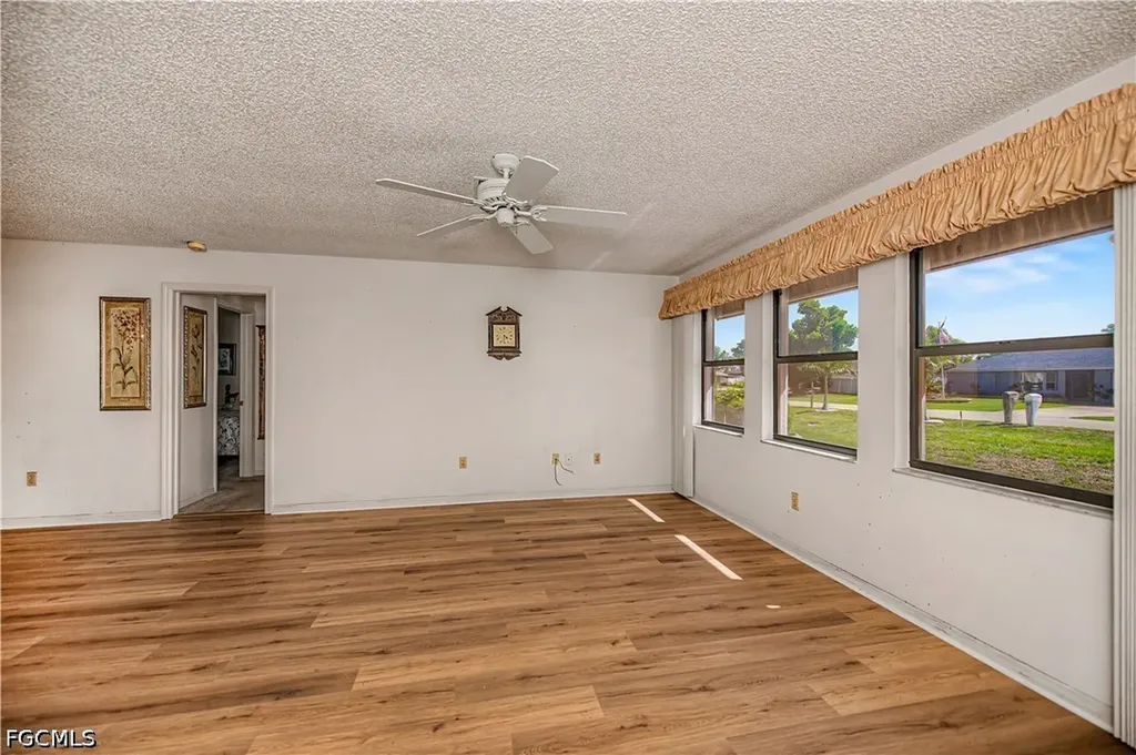 3712 SW 6th Avenue Cape Coral FL 33914