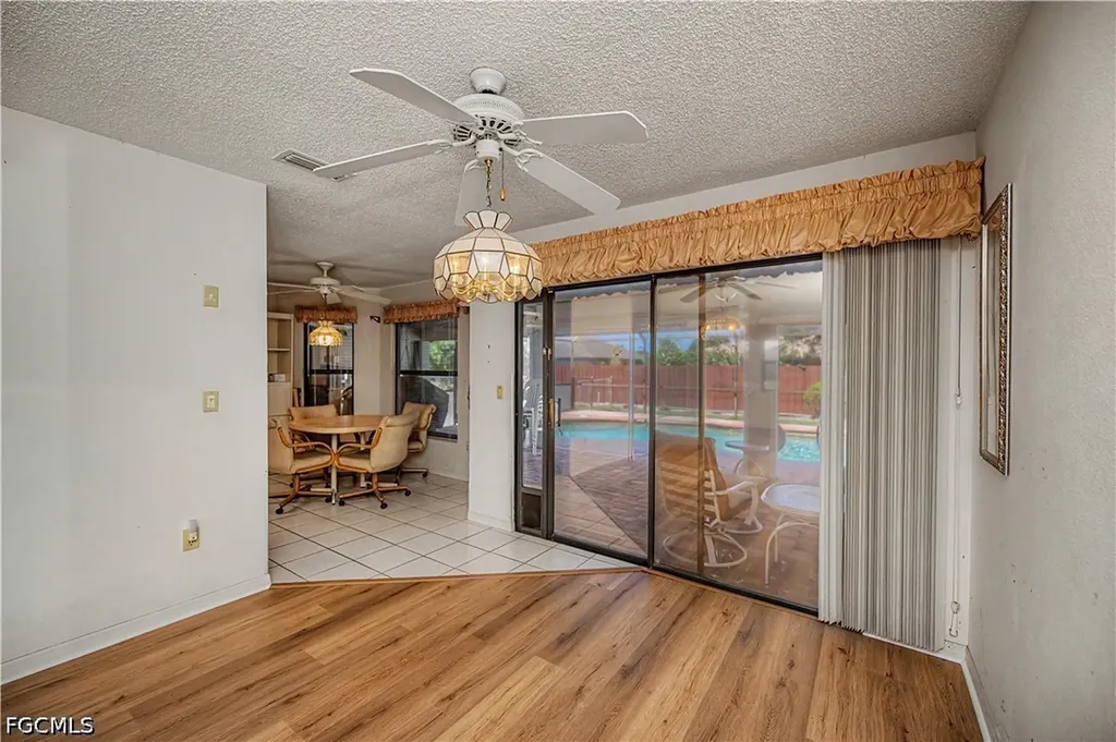 3712 SW 6th Avenue Cape Coral FL 33914