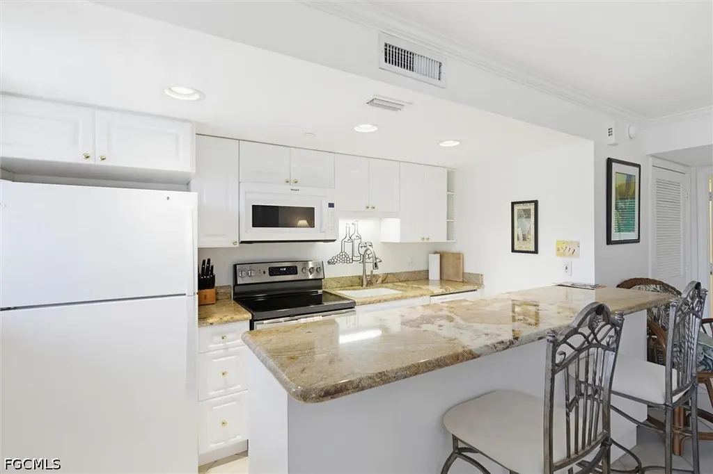 480 5th Street S Naples FL 34102