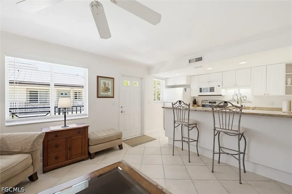 480 5th Street S Naples FL 34102