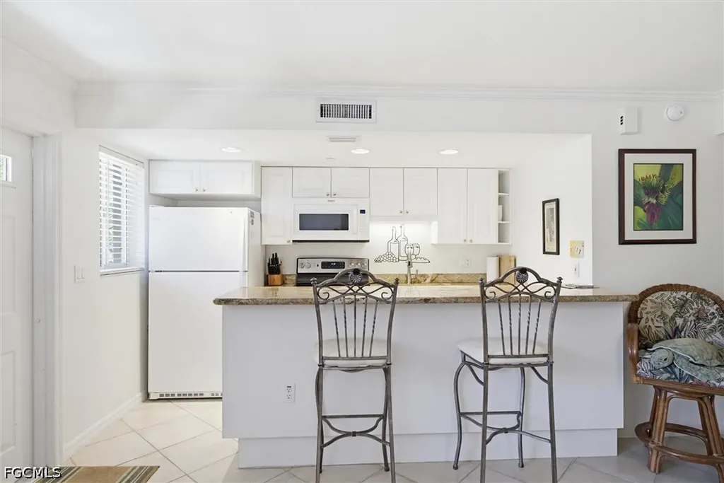 480 5th Street S Naples FL 34102