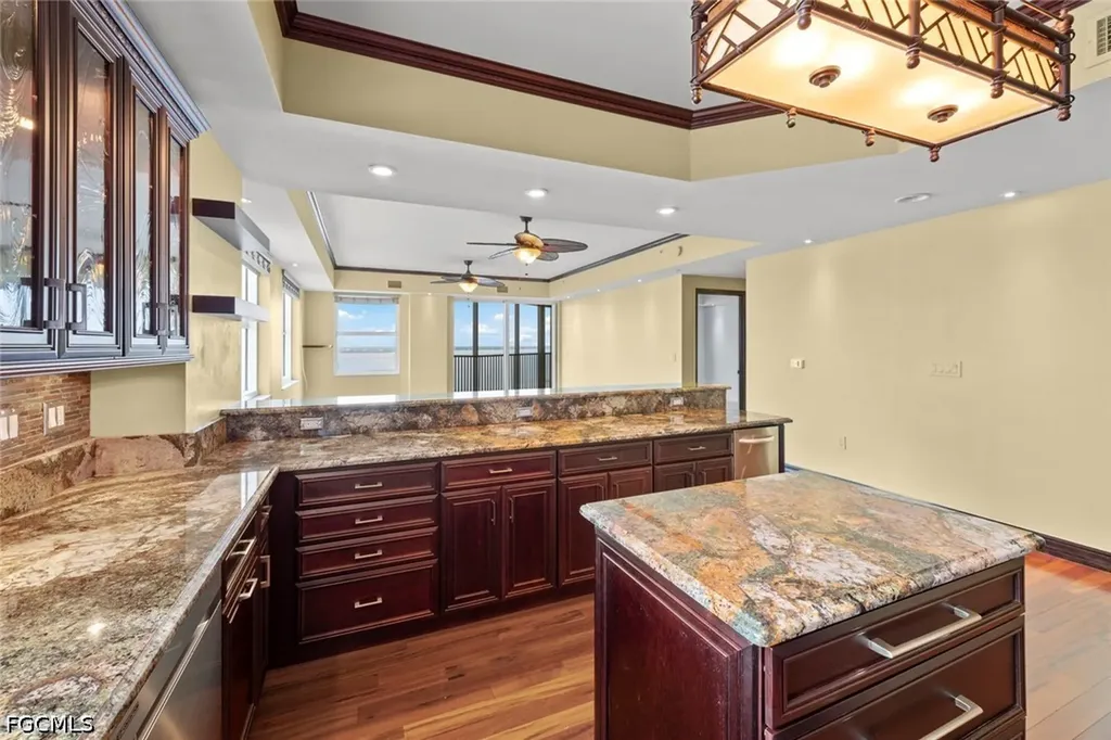 2797 1st Street Fort Myers FL 33916