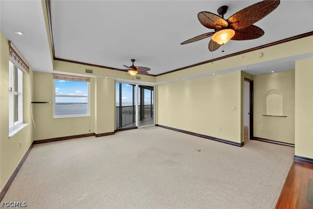 2797 1st Street Fort Myers FL 33916