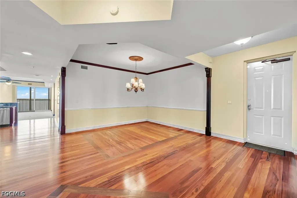 2797 1st Street Fort Myers FL 33916
