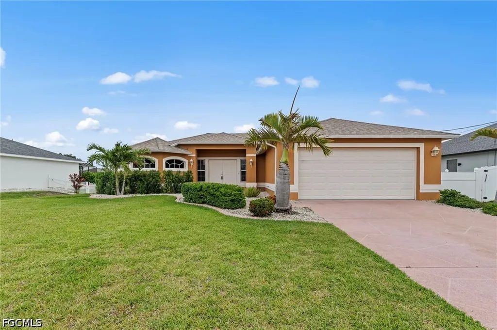 Cape Coral FL, 525 NE 6th Avenue