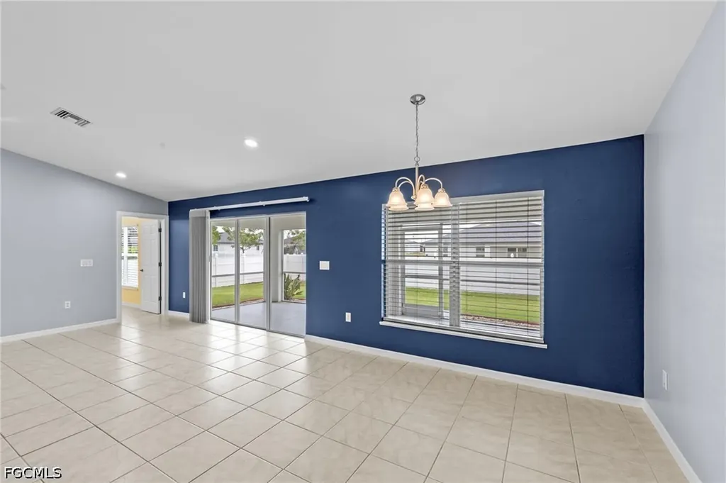 525 NE 6th Avenue Cape Coral FL 33909