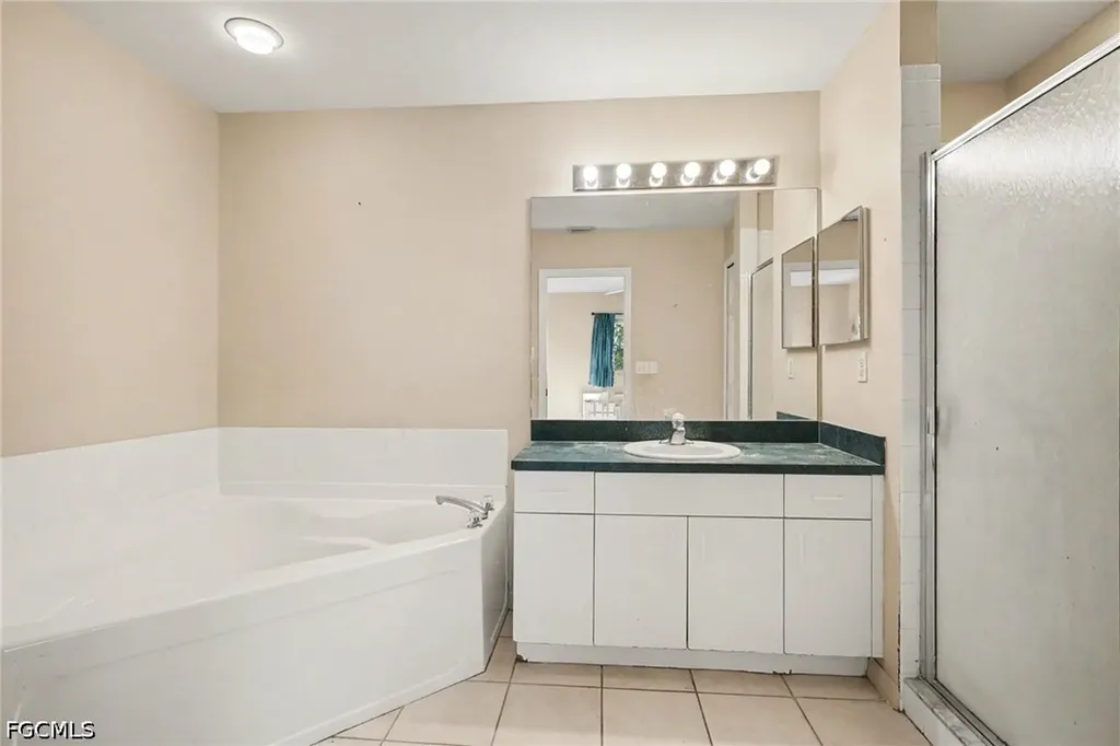 1209 SW 39th Street Cape Coral FL 33914