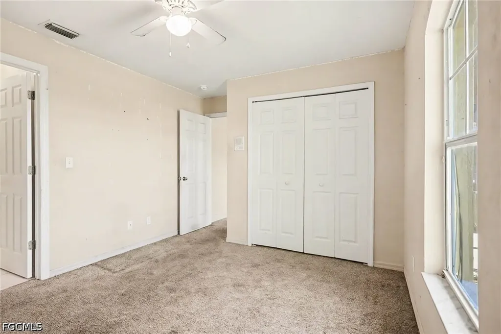 1209 SW 39th Street Cape Coral FL 33914