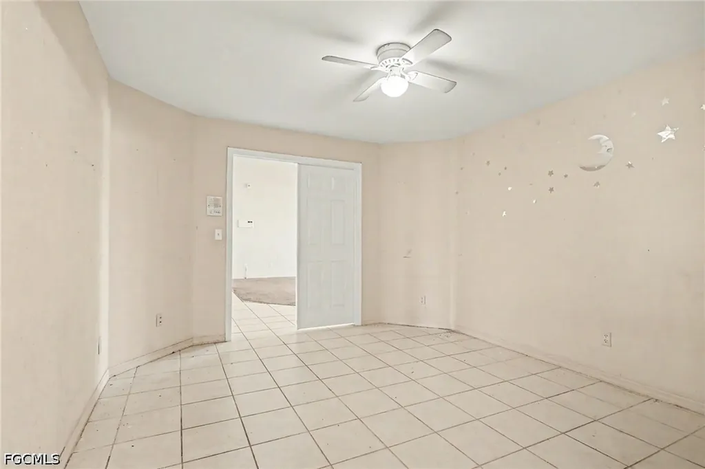 1209 SW 39th Street Cape Coral FL 33914