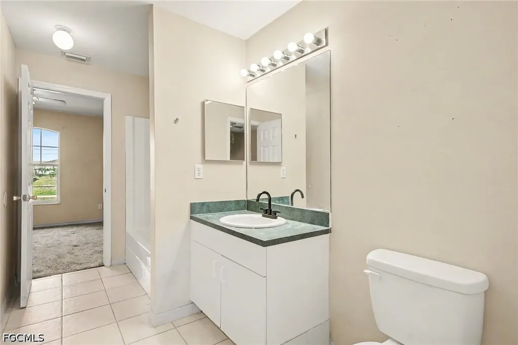 1209 SW 39th Street Cape Coral FL 33914