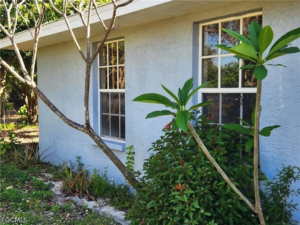 132 Dania Circle Lehigh Acres FL 33936
