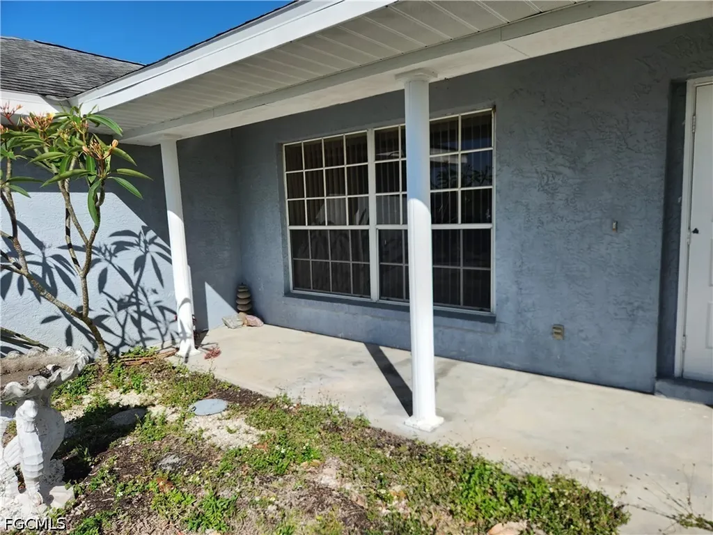 132 Dania Circle Lehigh Acres FL 33936